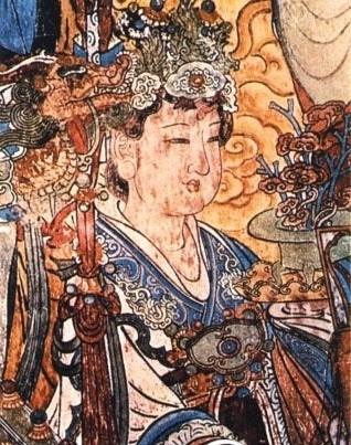 戴凤冠、穿衫裙、挂缨络的妇女（山西永乐宫三清殿壁画）